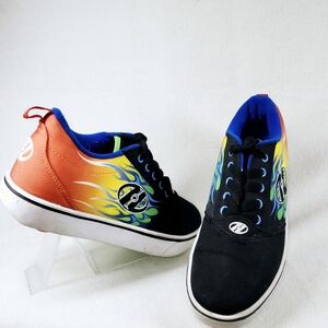 Heelys Pro 20 Prints Black with Multicolor Flames Size 7